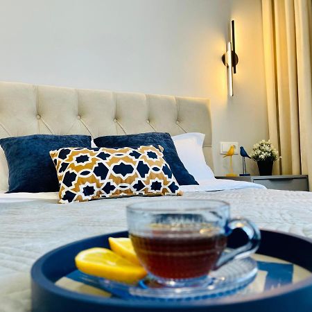 Уютная Стильная Квартира Возле Центрального Парка Горького! Apartment Алма Ата Екстериор снимка