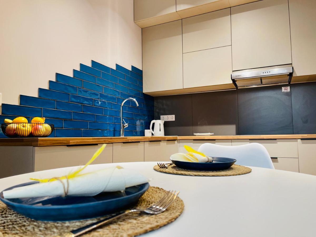 Уютная Стильная Квартира Возле Центрального Парка Горького! Apartment Алма Ата Екстериор снимка