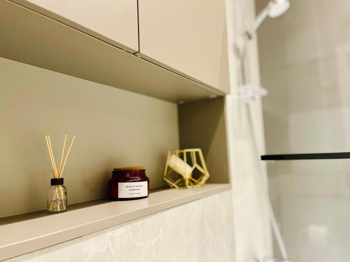 Уютная Стильная Квартира Возле Центрального Парка Горького! Apartment Алма Ата Екстериор снимка